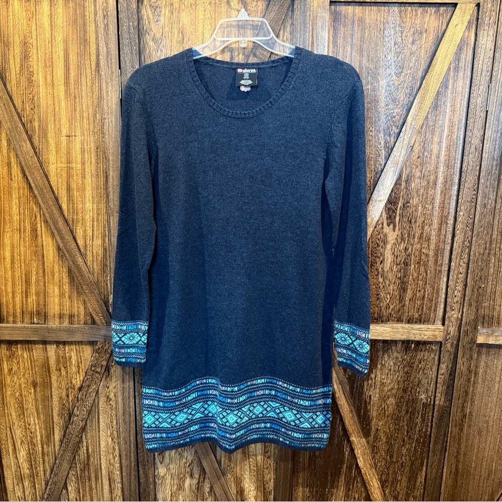 Chic Knitted Sweater Dress with Blue Accents - Size L